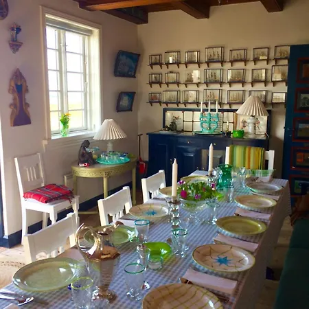 Breath Of History And Poetry In Dreyer's House * Hojen