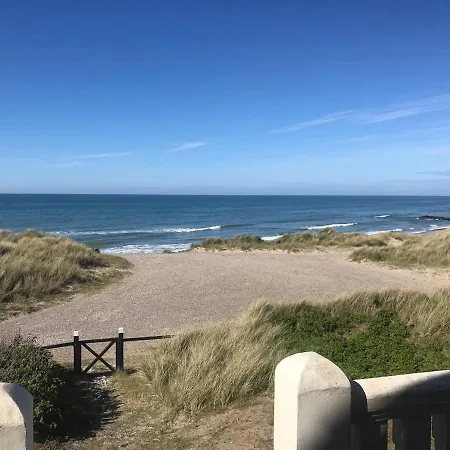 Дом отдыха Breath Of History And Poetry In Dreyer's House